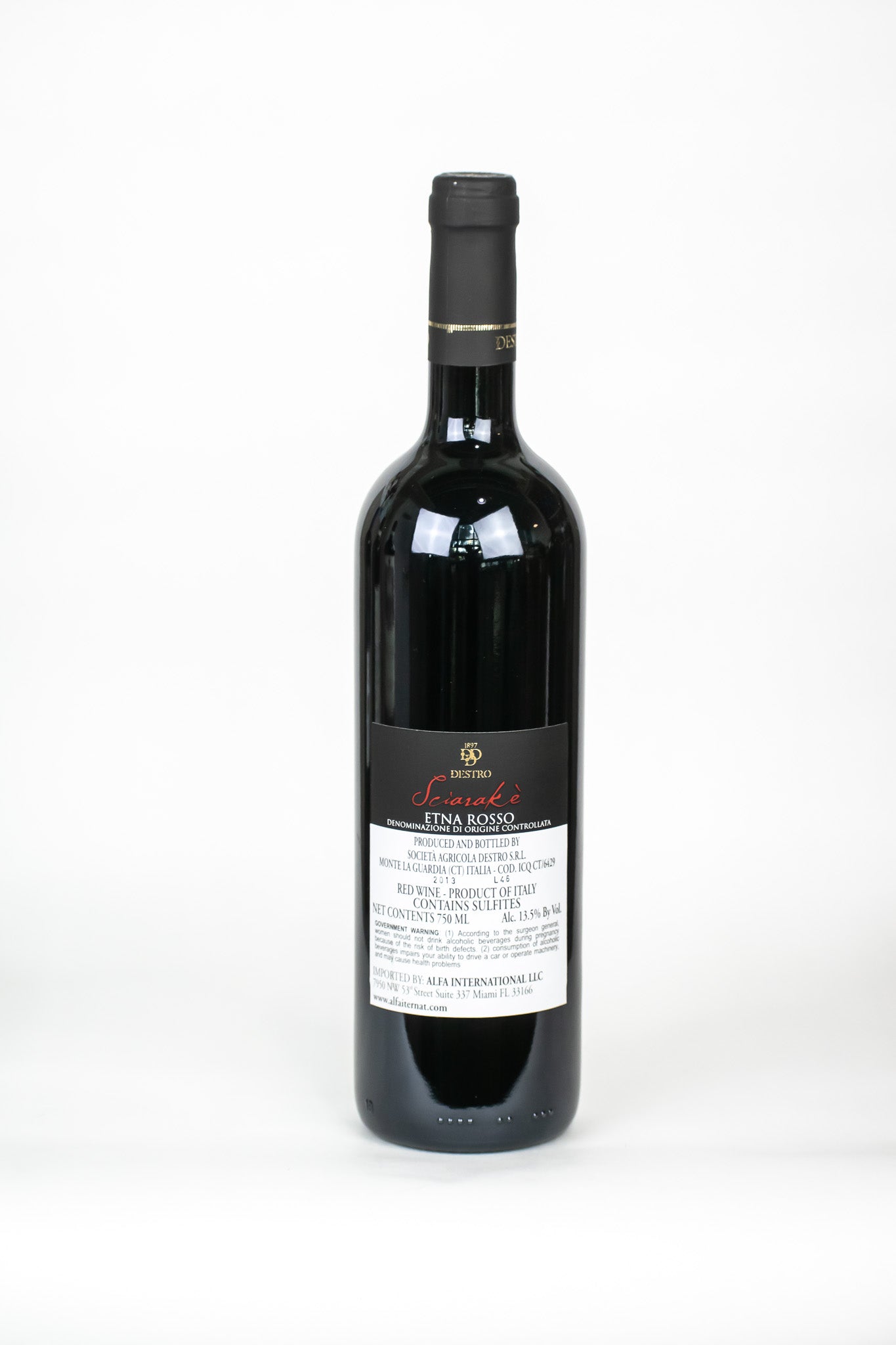 Sciarakè Etna Rosso Wine